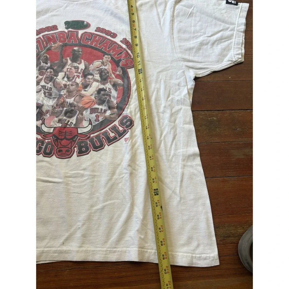 Starter Chicago Bulls Michael Jordan NBA T-Shirt Men's XL USA White Vintage